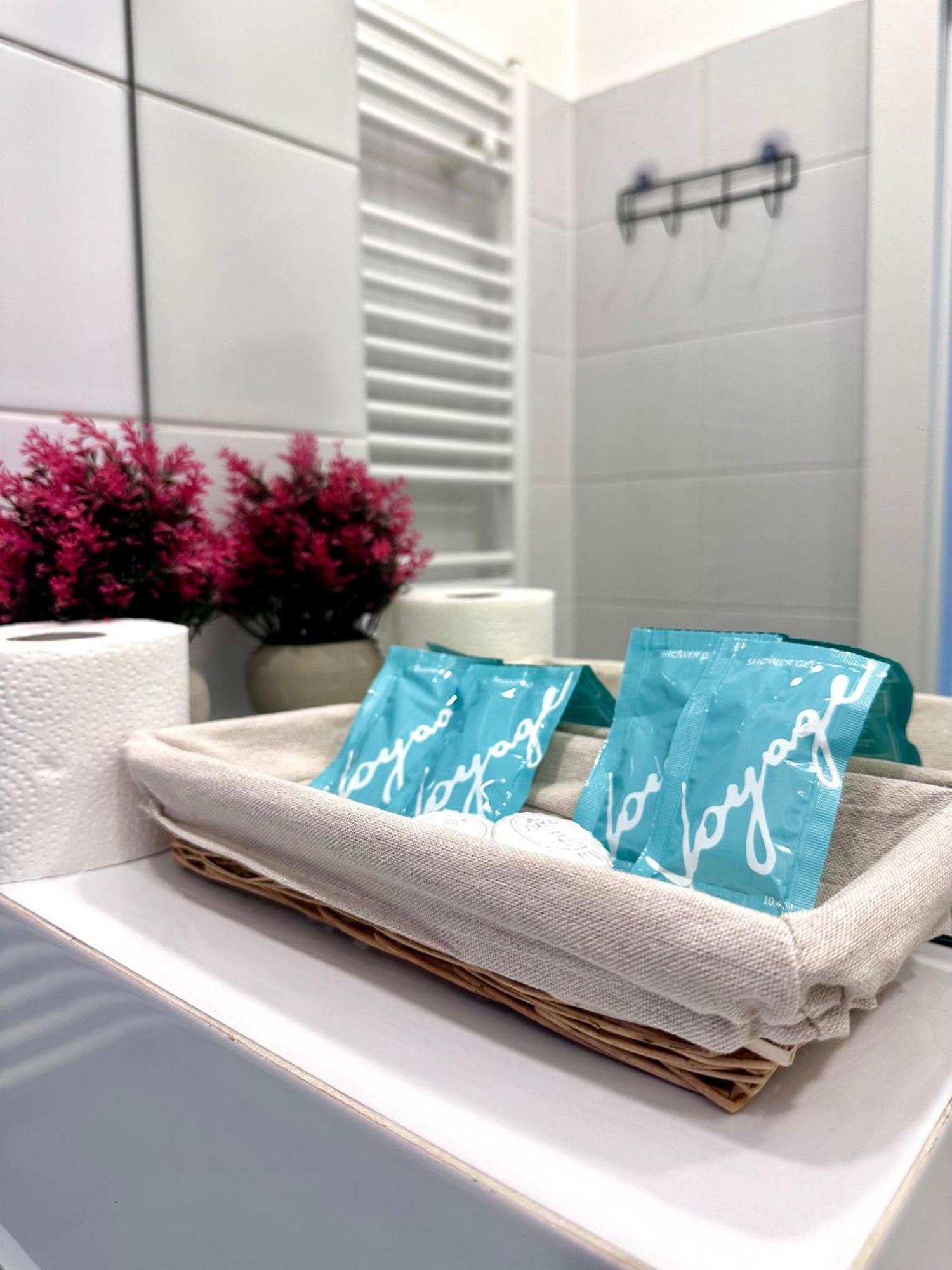 Station 2-bedroom Apartment Czestochowa